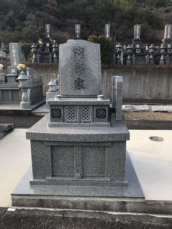 木上墓苑