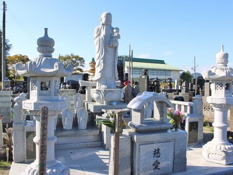 徳成寺墓地