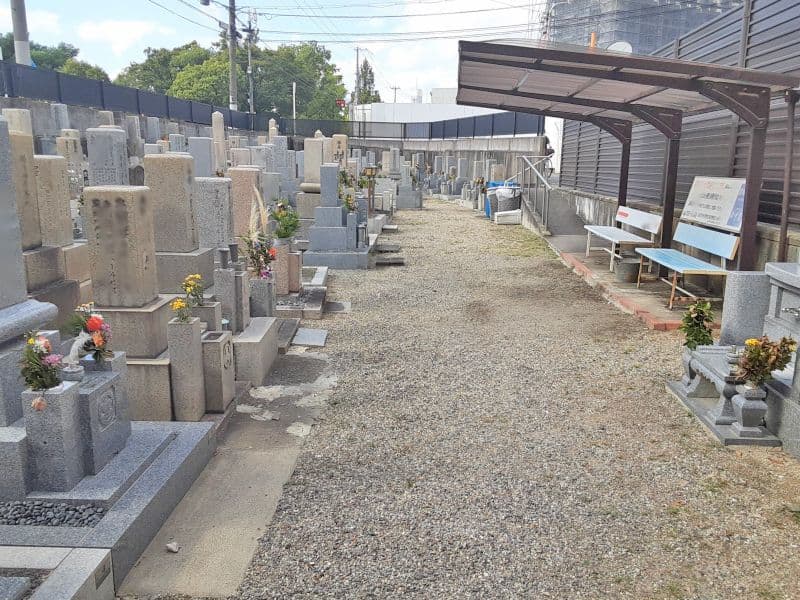 善源寺町墓地