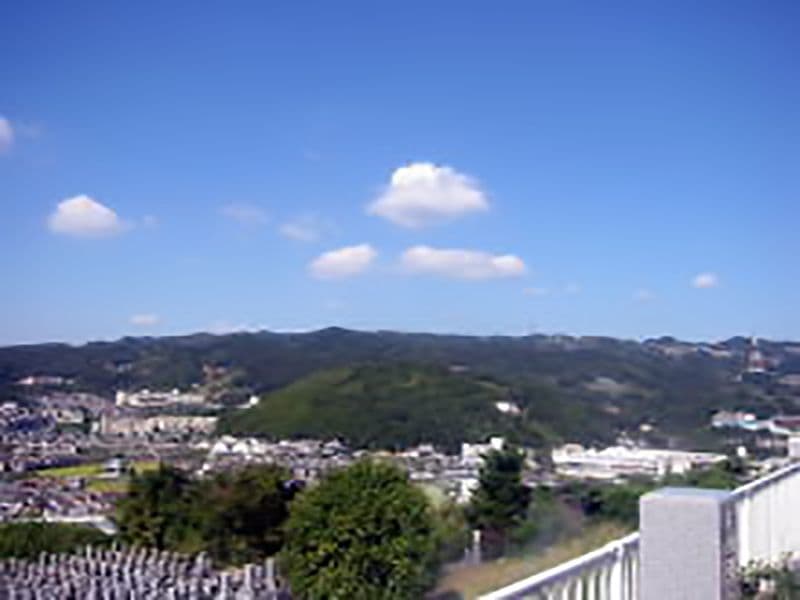 柏原東条霊苑