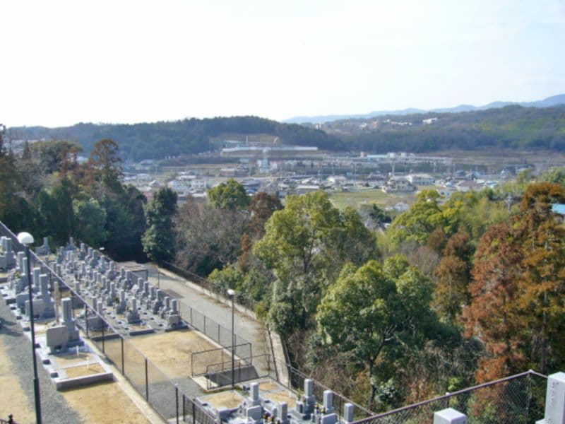 真龍寺霊園