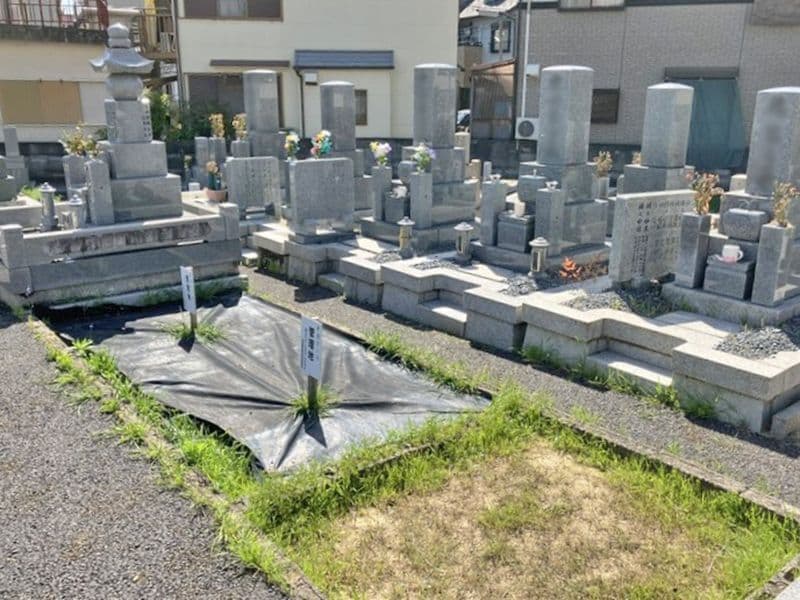 野路岡田墓地