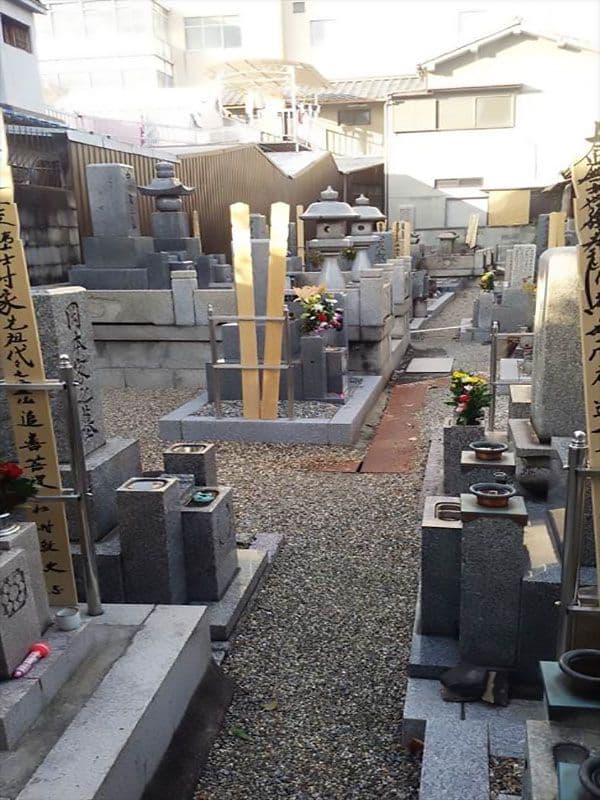 常徳寺墓地