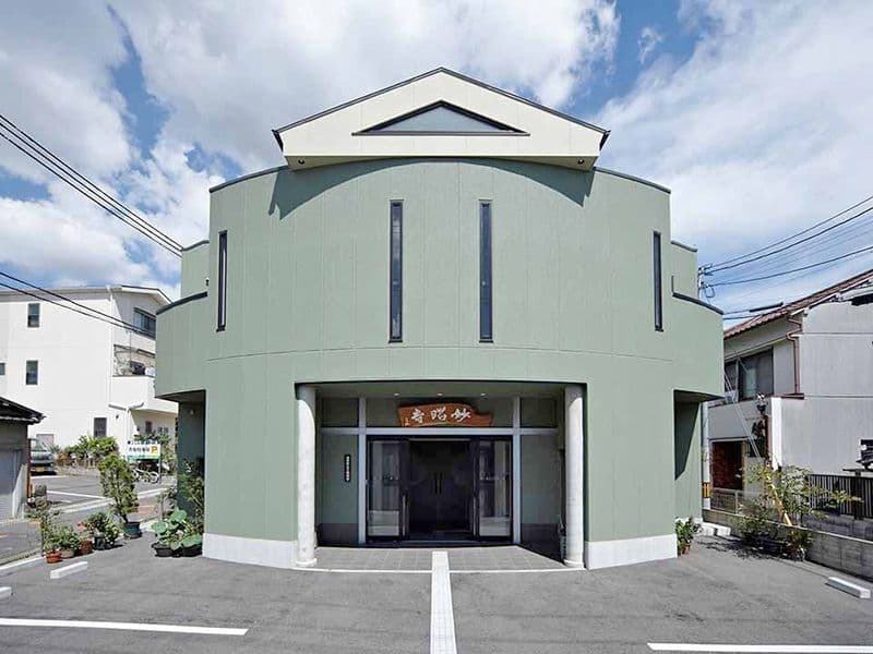 妙昭寺 報恩殿