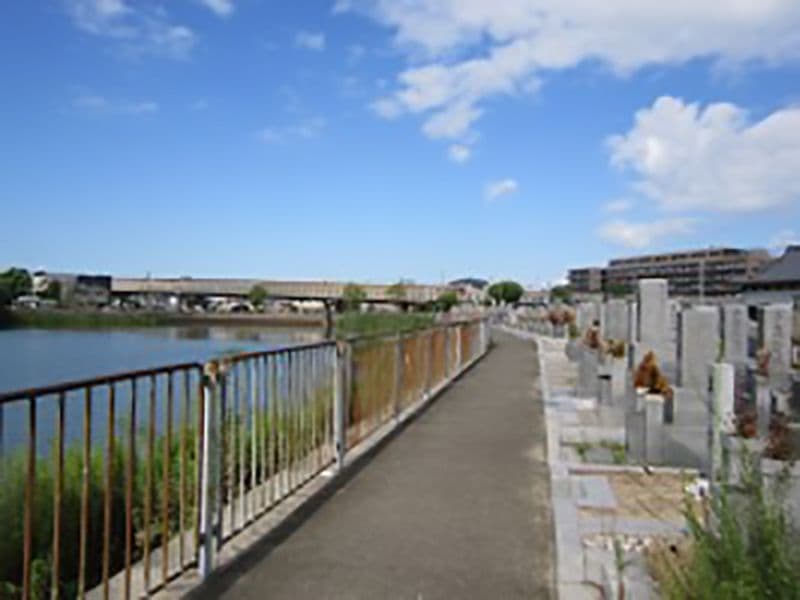浜寺船尾霊園
