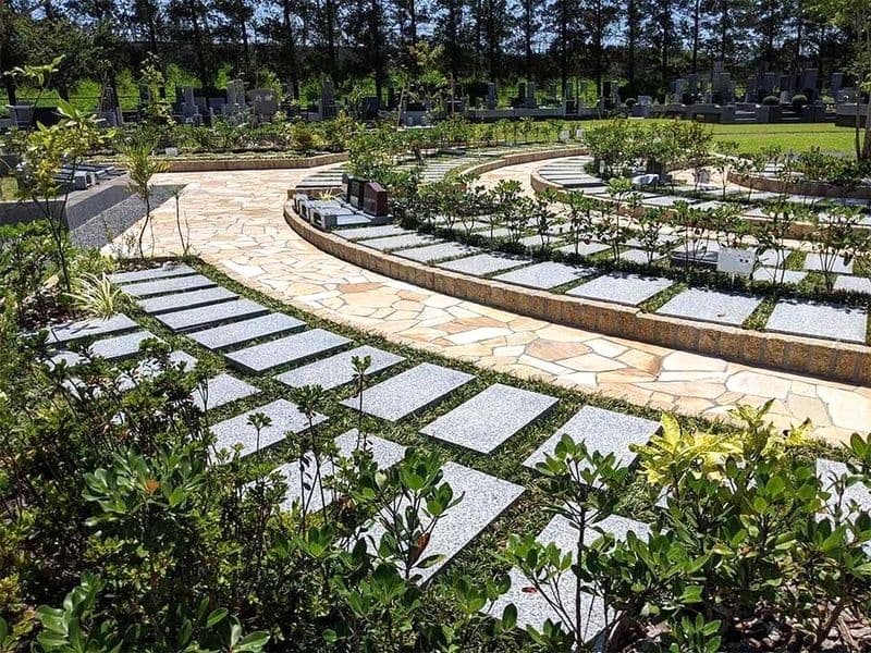 小室霊園