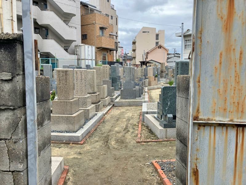 大今里墓地