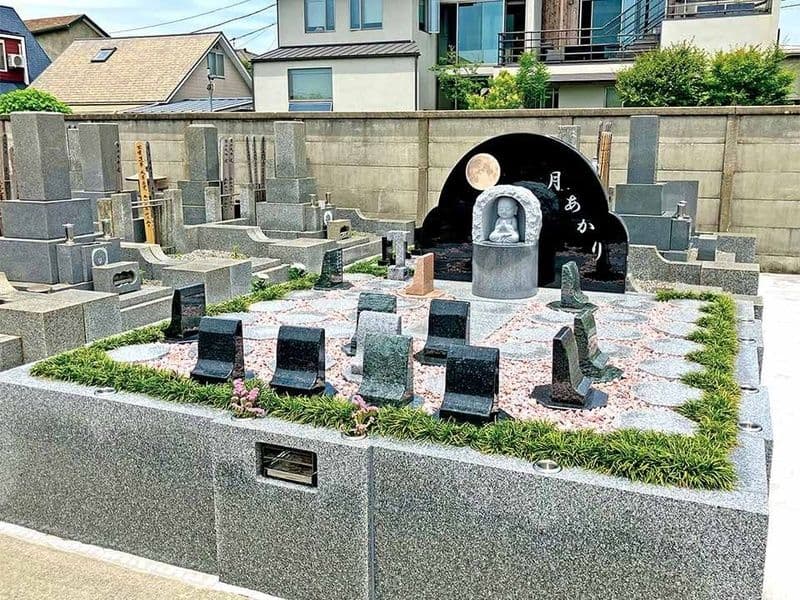 鎌倉材木座樹木葬墓地「月あかり」